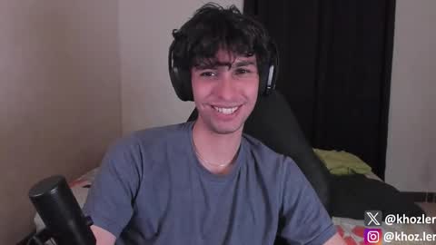 khozler_ online show from October 2025 01:17:01 AM