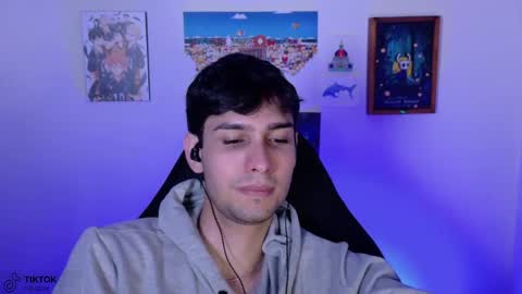 khozler_ online show from June 2026 07:09:02 AM