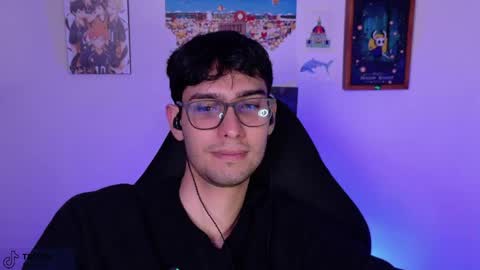 khozler_ online show from June 2026 02:12:01 AM