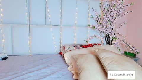    N         M online show from February 2025 11:30:01 AM