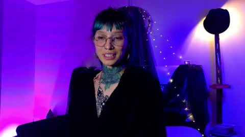 Kianna online show from October 2025 01:25:01 AM