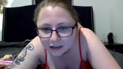 kiara34d online show from April 2026 08:09:01 PM