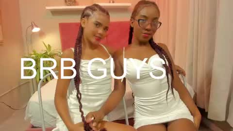 Snapshot of kiara_curls chatting on June 2026 11:26:02 AM Kiara online show from June 2026 11:26:02 AM