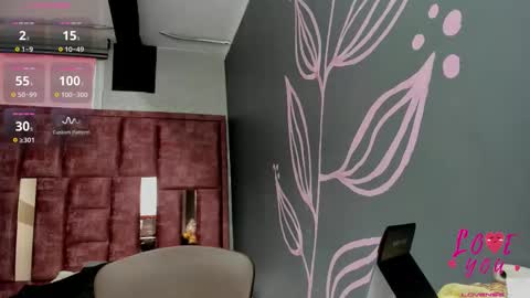 Snapshot of kiara_fox__ chatting on February 2026 08:53:02 PM KIARA FOX online show from February 2026 08:53:02 PM