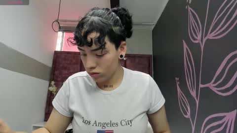 Snapshot of kiara_fox__ chatting on March 2026 09:43:01 PM KIARA FOX online show from March 2026 09:43:01 PM