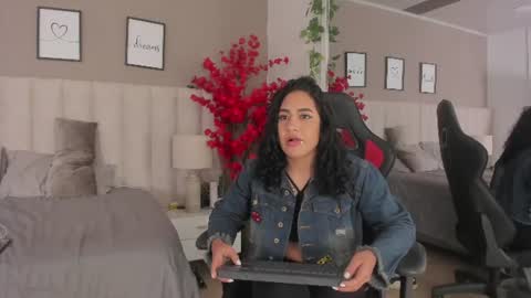 kiara kismet online show from June 2026 01:10:01 AM