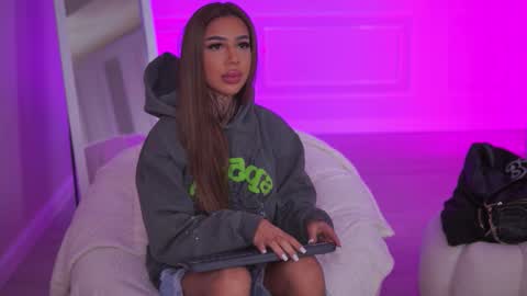 kiara_moreno online show from November 2025 11:53:02 AM