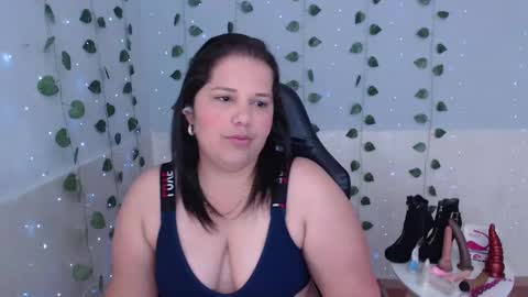 Snapshot of kiara_scottt chatting on February 2025 08:28:02 AM Kiara online show from February 2025 08:28:02 AM