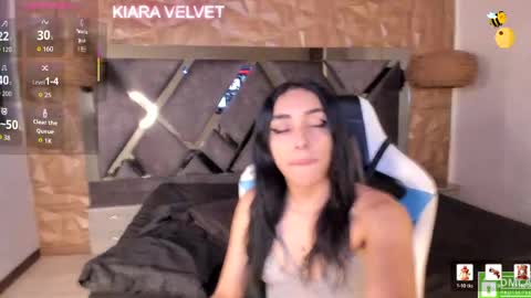 kiara_velvet__ online show from May 2026 04:09:02 AM