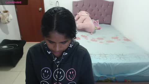 Snapshot of kiara_williamss chatting on December 2024 09:23:01 PM Kiara online show from December 2024 09:23:01 PM
