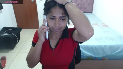 Snapshot of kiara_williamss chatting on December 2024 11:45:01 PM Kiara online show from December 2024 11:45:01 PM