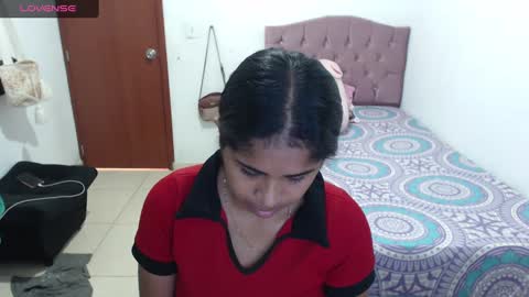Snapshot of kiara_williamss chatting on January 2025 05:18:01 PM Kiara online show from January 2025 05:18:01 PM