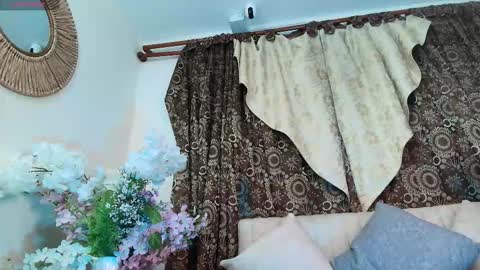 Snapshot of kiaraa88 chatting on November 2025 11:42:01 AM Valery online show from November 2025 11:42:01 AM