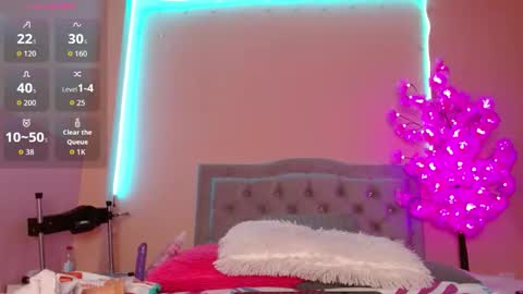 Snapshot of kiarabenedetti_ chatting on November 2025 11:36:02 PM Kiara Benedetti online show from November 2025 11:36:02 PM