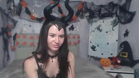 Kara online show from October 2025 09:05:02 PM