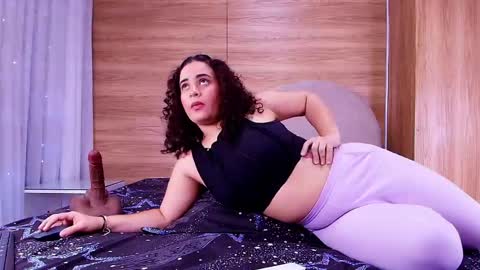 Snapshot of kiaralopez_ chatting on June 2026 03:02:02 AM kiaralopez_ online show from June 2026 03:02:02 AM