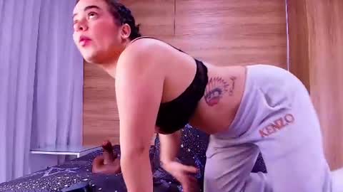 Snapshot of kiaralopez_ chatting on June 2026 03:04:02 AM kiaralopez_ online show from June 2026 03:04:02 AM
