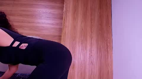 Snapshot of kiaralopez_ chatting on June 2026 03:15:02 AM kiaralopez_ online show from June 2026 03:15:02 AM