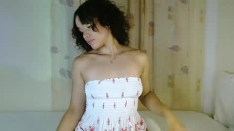 Snapshot of kiararose19 chatting on May 2026 04:42:02 AM Kiara online show from May 2026 04:42:02 AM