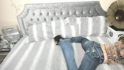 Snapshot of kiarose chatting on December 2024 07:11:02 AM Kia Rose online show from December 2024 07:11:02 AM