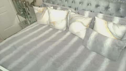 Snapshot of kiarose chatting on October 2025 06:23:02 AM Kia Rose online show from October 2025 06:23:02 AM