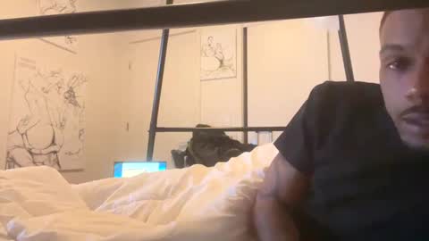 Snapshot of kibrombariu45 chatting on December 2024 10:24:01 AM HunneysPlayRoom online show from December 2024 10:24:01 AM