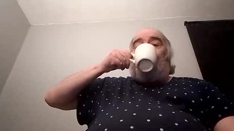 Snapshot of kickinme chatting on November 2025 04:44:02 AM KICKINME online show from November 2025 04:44:02 AM