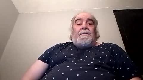 Snapshot of kickinme chatting on November 2025 01:37:02 AM KICKINME online show from November 2025 01:37:02 AM