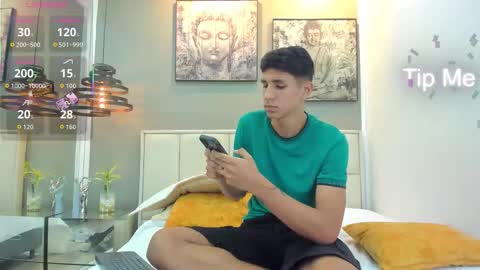 Snapshot of kieran_derek chatting on November 2025 03:41:01 AM Kieran Derek online show from November 2025 03:41:01 AM