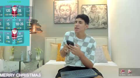 Snapshot of kieran_derek chatting on December 2025 03:12:03 AM Kieran Derek online show from December 2025 03:12:03 AM