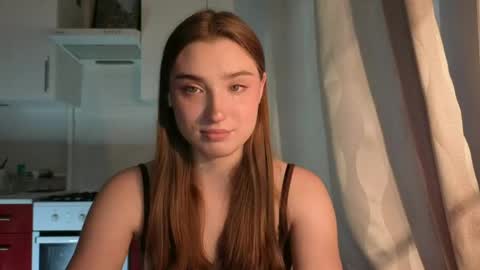 Ola my name is Lissa  Lets hit 10 Thumbs Up together   online show from May 2026 02:34:01 PM