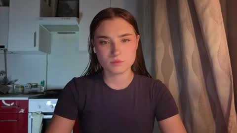 Snapshot of kierstentates chatting on June 2026 06:50:01 PM Ola my name is Lissa Lets hit 10 Thumbs Up together online show from June 2026 06:50:01 PM
