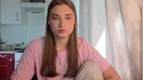 Snapshot of kierstentates chatting on June 2026 12:15:01 PM Ola my name is Lissa Lets hit 10 Thumbs Up together online show from June 2026 12:15:01 PM
