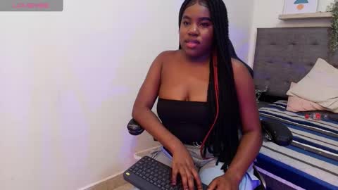 Snapshot of kiimberly_moreno chatting on September 2025 07:19:01 AM Kimberly online show from September 2025 07:19:01 AM