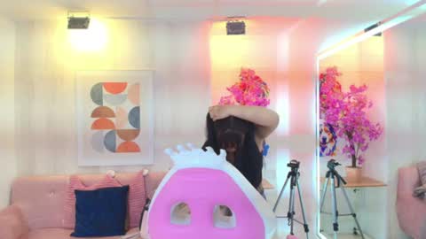Kitty online show from July 2026 12:20:01 PM