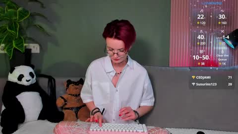 kiki_blue_eyes online show from January 2025 11:00:01 AM