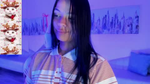 Snapshot of kiki_cams chatting on December 2024 03:50:02 AM kIKI online show from December 2024 03:50:02 AM