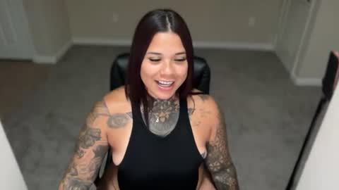Snapshot of kiki_ink69 chatting on June 2026 12:19:01 AM kikilove online show from June 2026 12:19:01 AM