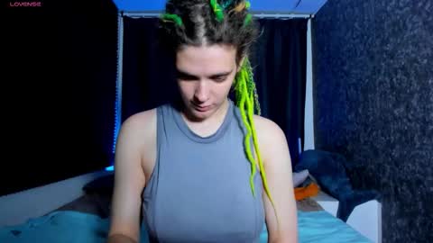 Kiki online show from November 2025 11:44:02 AM