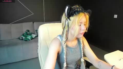 Jessica online show from June 2026 12:22:01 PM