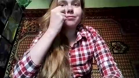 Snapshot of kikibang_ chatting on October 2025 08:18:01 AM kikibang_ online show from October 2025 08:18:01 AM