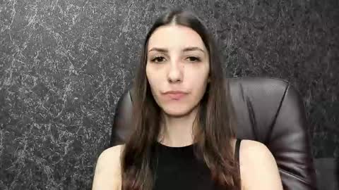 Snapshot of kikies_ chatting on September 2025 03:59:01 PM Mika and Miranda online show from September 2025 03:59:01 PM