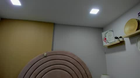 KI KI online show from January 2026 07:39:01 PM