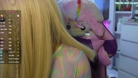 kiki online show from June 2026 09:20:02 PM