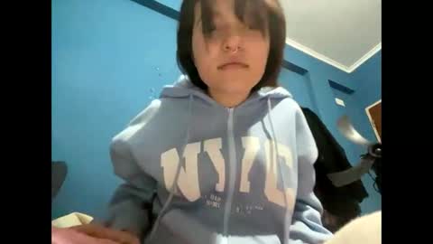 kikilove15 online show from April 2026 03:37:01 AM