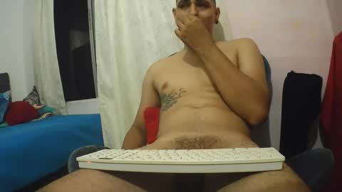 Snapshot of kikio2724 chatting on December 2024 04:11:01 AM Horny and sweet husband online show from December 2024 04:11:01 AM