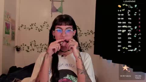 Snapshot of kila_moonlight444 chatting on April 2026 09:02:02 PM Bella online show from April 2026 09:02:02 PM
