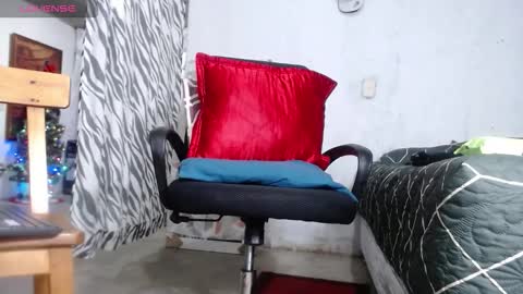 Snapshot of kilian_xx chatting on December 2025 07:06:02 AM Kilian xxx online show from December 2025 07:06:02 AM