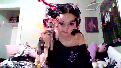 Kat 3 online show from December 2025 10:39:02 PM