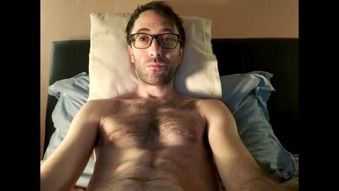 Snapshot of killua1993 chatting on November 2025 04:28:02 AM kingstoned online show from November 2025 04:28:02 AM